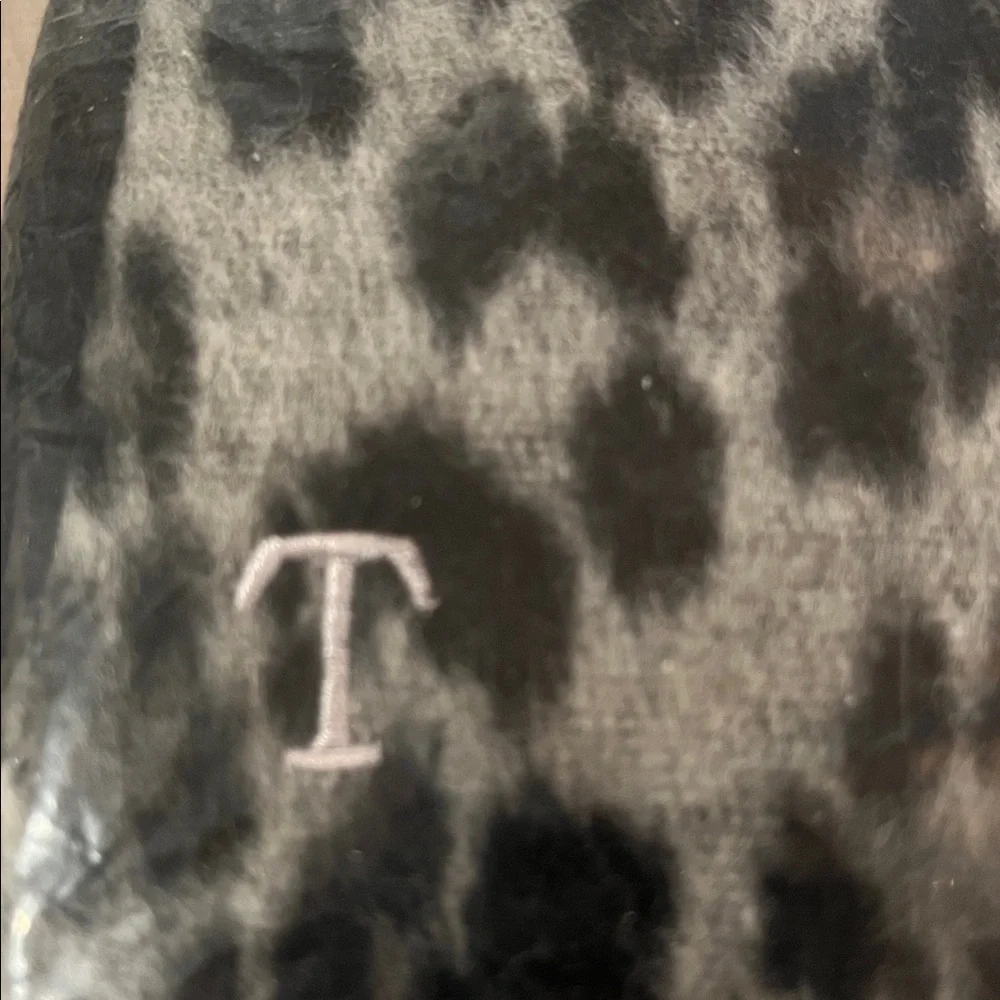 Mud Pie INITIAL LEOPARD GLOVES/D, L,M,N,&T/NWT